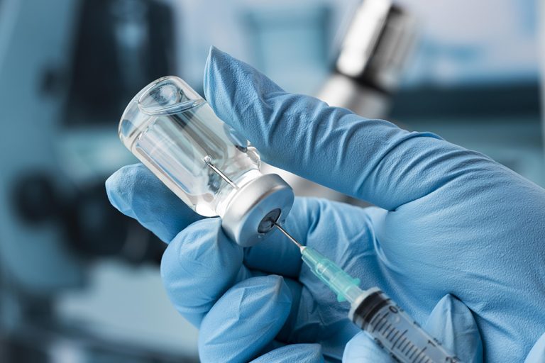 Le vaccin, le droit et la liberté