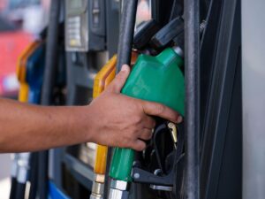 Gazole : une baisse de 12 à 18 centimes conditionnée à la répercussion